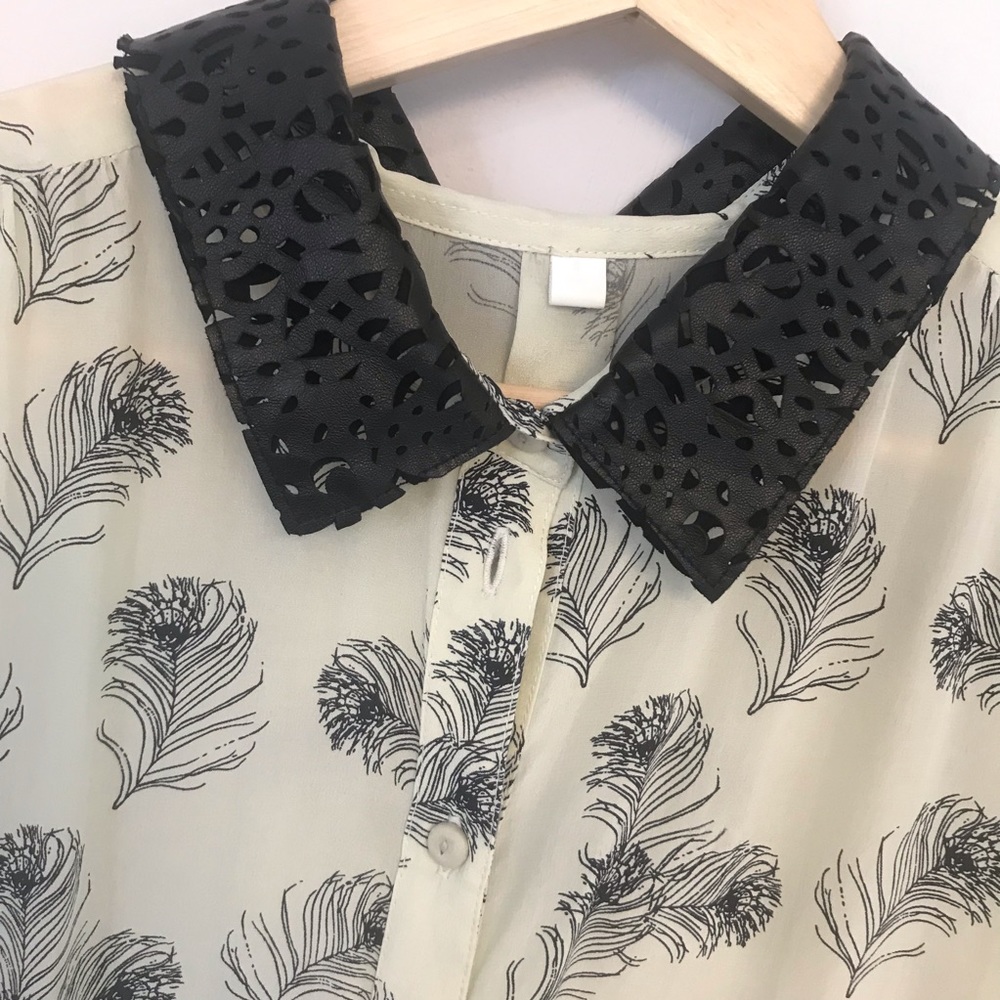 RARE. House of Harlow 1960 original button blouse
